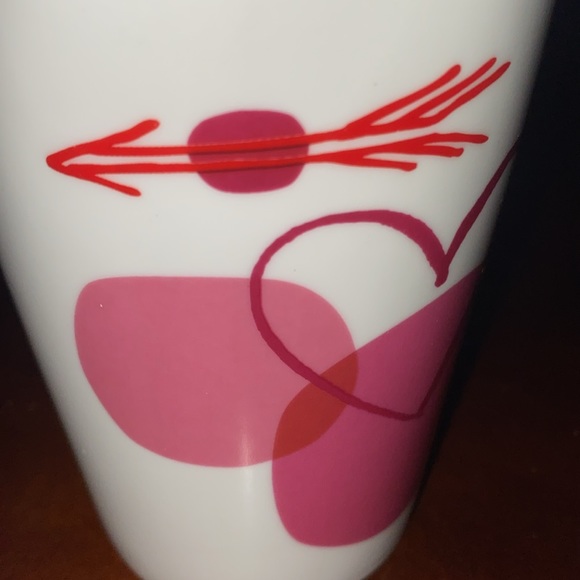 Starbucks Cup 2016 Valentine's Day Coffee Cup Mug  Pink Heart Arrow Design 12 oz - Picture 7 of 8
